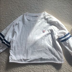 White cropped sweatshirt